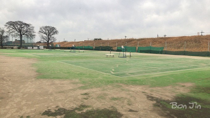 新川テニスコート　テニスのBonJin