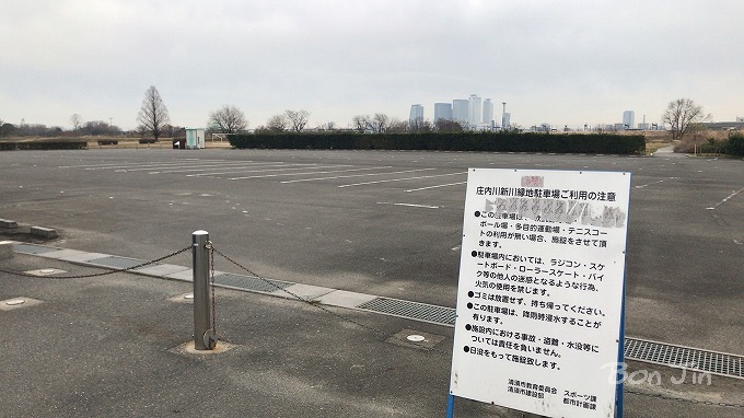 新川テニスコート　テニスのBonJin