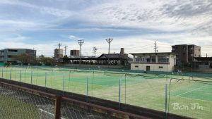 鈴鹿市立テニスコート　テニスのBonJin