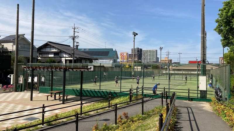 秋葉公園テニスコート　テニスのBonJin